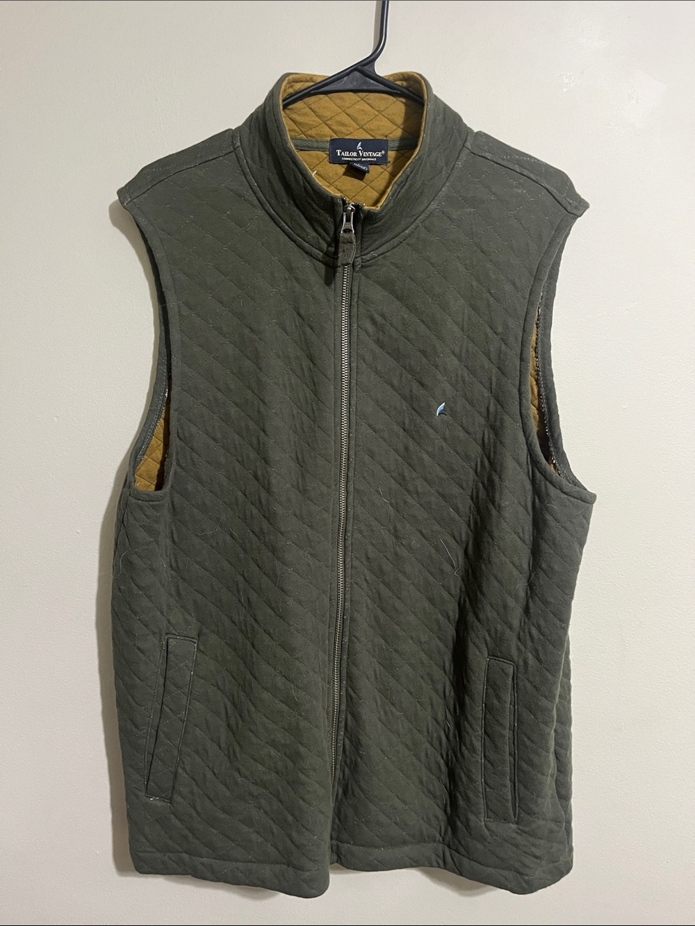Tailor Vintage Quilted Olive Green Men's Vest with Contrasting Lining